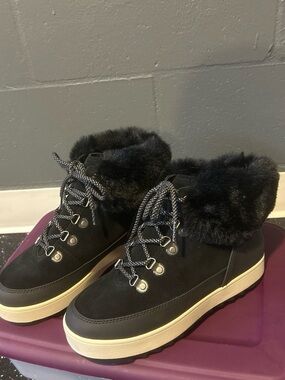 Kookaburra by Ugg Black Faux-Fur Lace-Up Winter Boot style high top